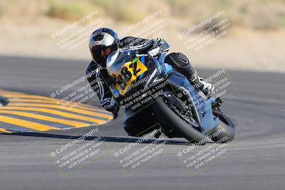 media/Oct-29-2022-CVMA (Sat) [[14c0aa3b66]]/Race 9 Amateur Supersport Middleweight/